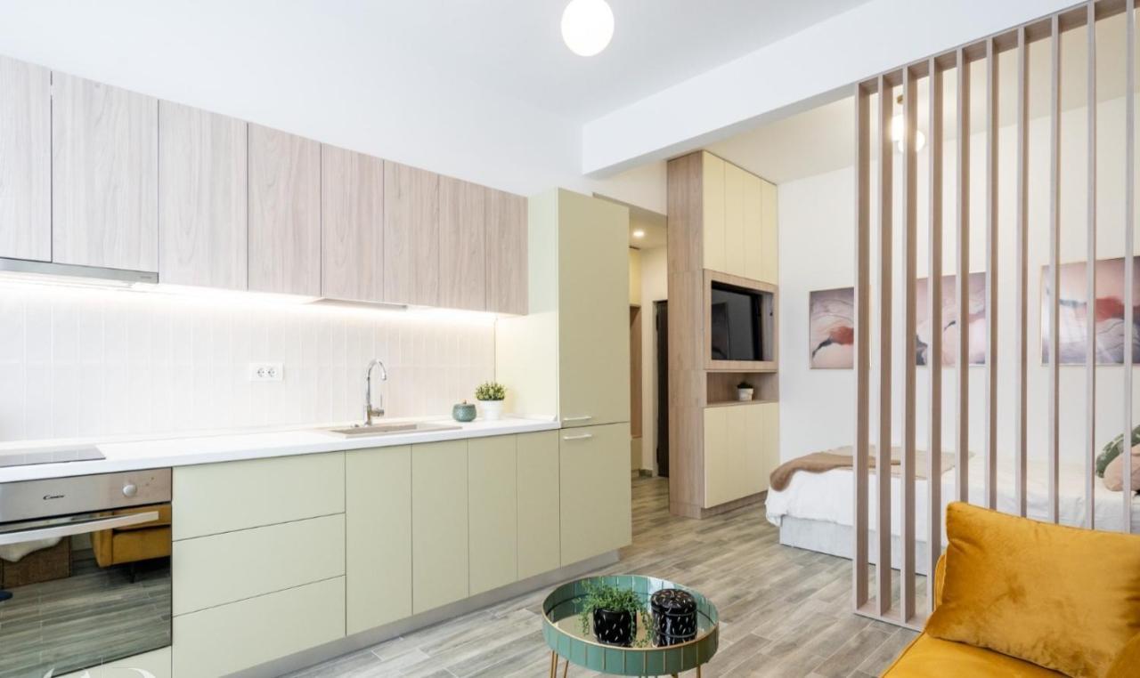 Executive Suites In Center Bucharest Exterior photo